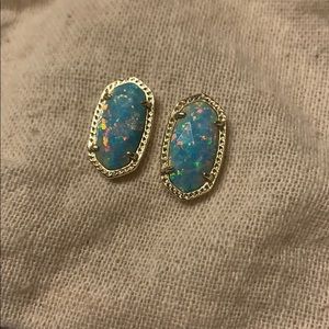 Kendra Scott earrings!